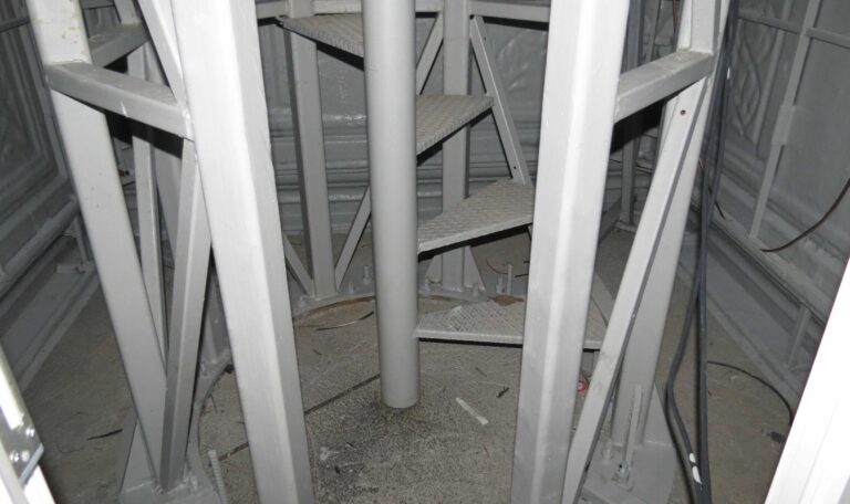 Adana Kılıç Köyü Yeni Cami Çelik Minare