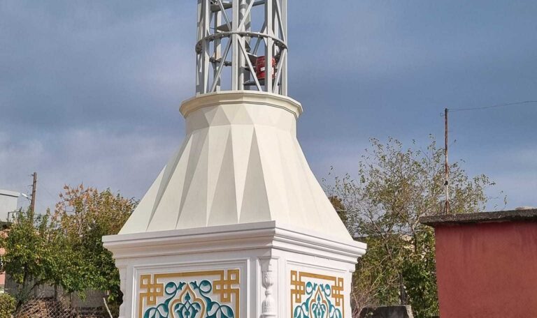 Adana Kılıç Köyü Yeni Cami Çelik Minare