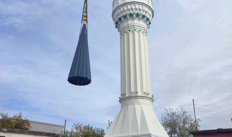 Adana Kılıç Köyü Yeni Cami Çelik Minare