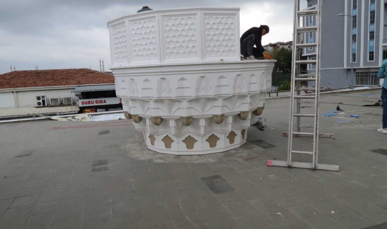 Avizeciler Sanayi Sitesi Cami Çelik Minare