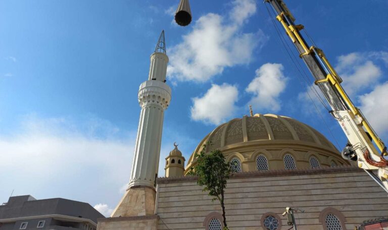 Avizeciler Sanayi Sitesi Cami Çelik Minare