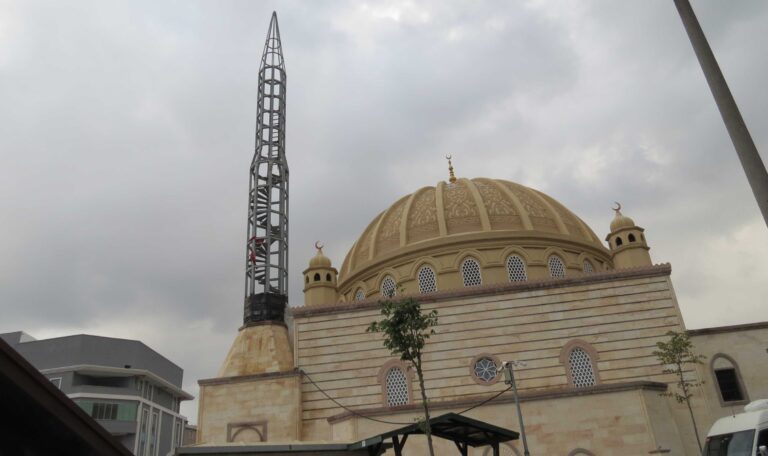 Avizeciler Sanayi Sitesi Cami Çelik Minare