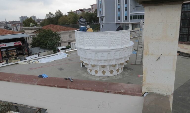 Avizeciler Sanayi Sitesi Cami Çelik Minare