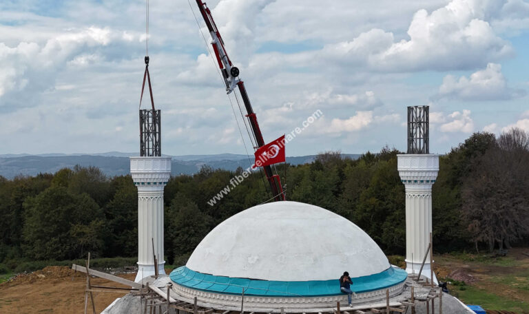 Kartepe Avluburun Gulizade Hatun Cami2