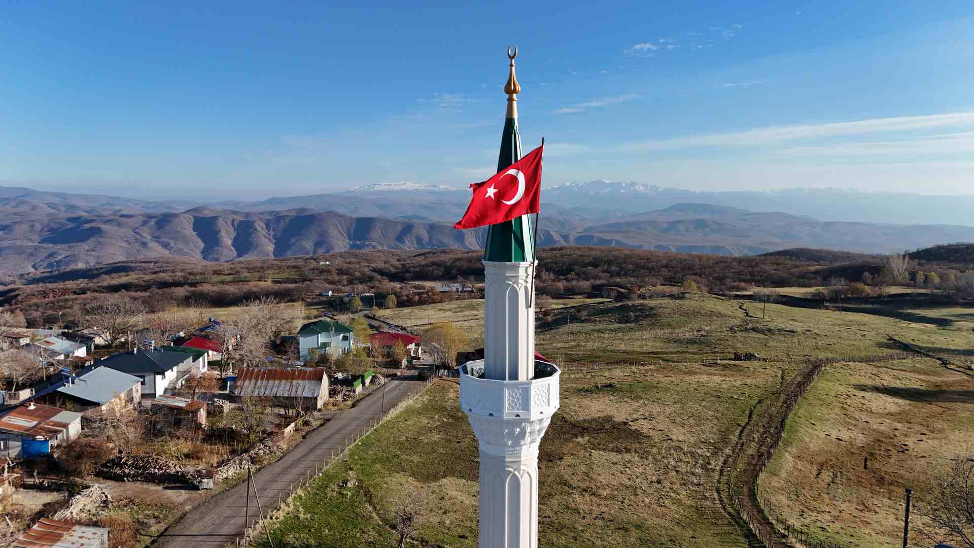 Bingol Ilicalar Koyu Cami Celik Minare 12