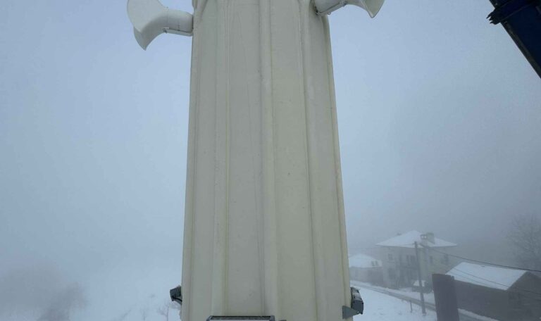 Bulgaristan Maden Borinovo Koyu Cami 4