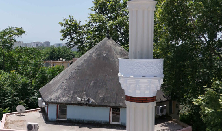 Hatay Telli Mescid Cami Celik Minare