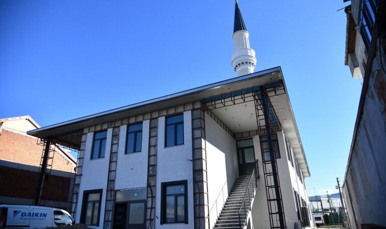 Kocaeli Basiskele Gazze Sehitleri Cami