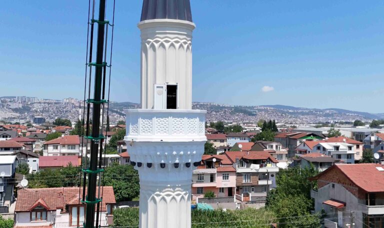Kocaeli Basiskele Gazze Sehitleri Camii 1